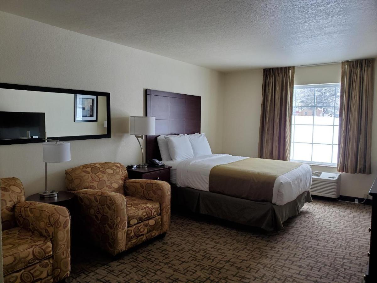 Cobblestone Inn & Suites - Barron 外观 照片