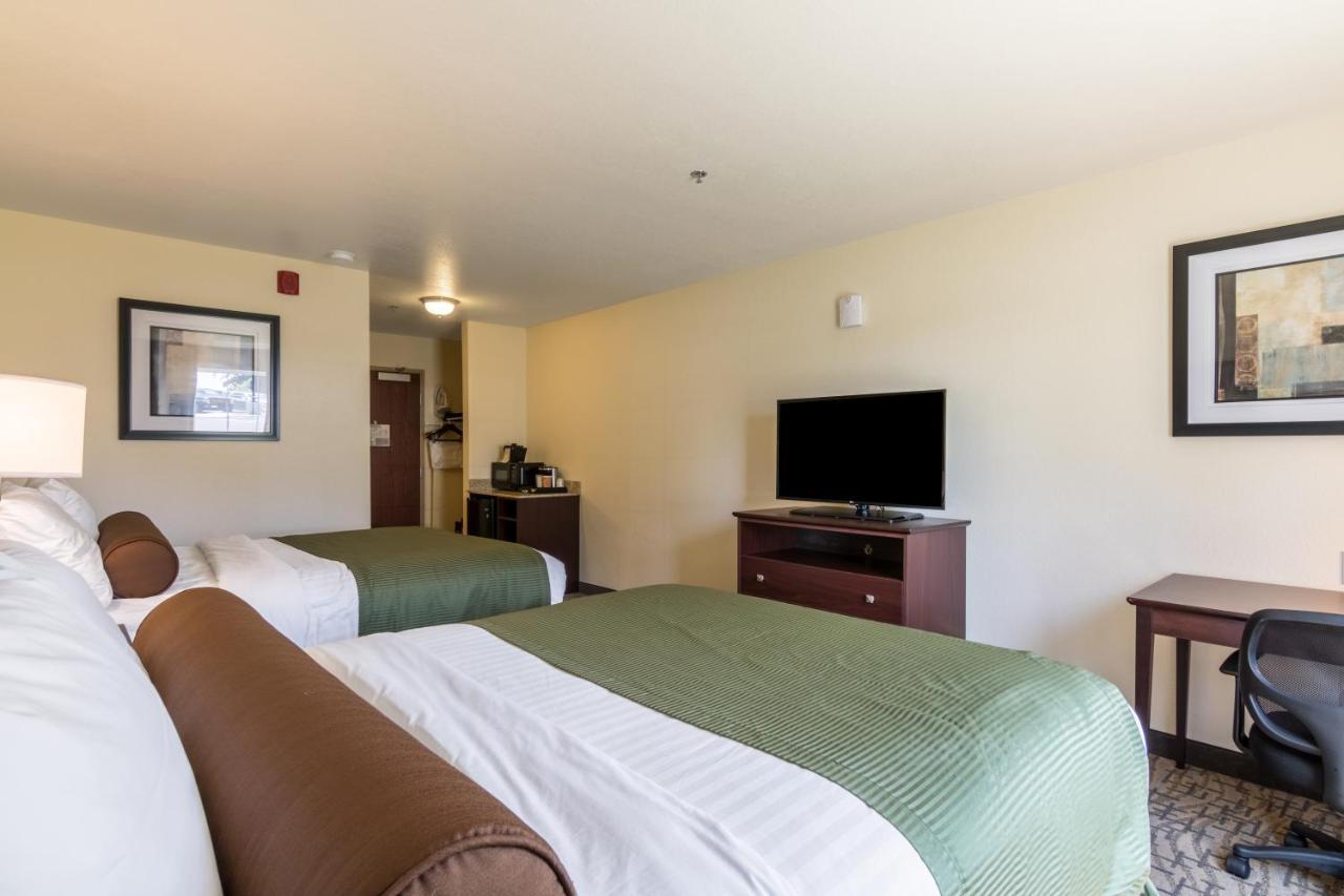 Cobblestone Inn & Suites - Barron 外观 照片