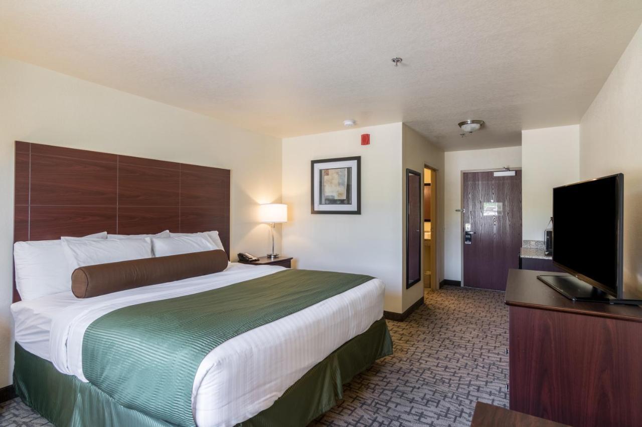 Cobblestone Inn & Suites - Barron 外观 照片